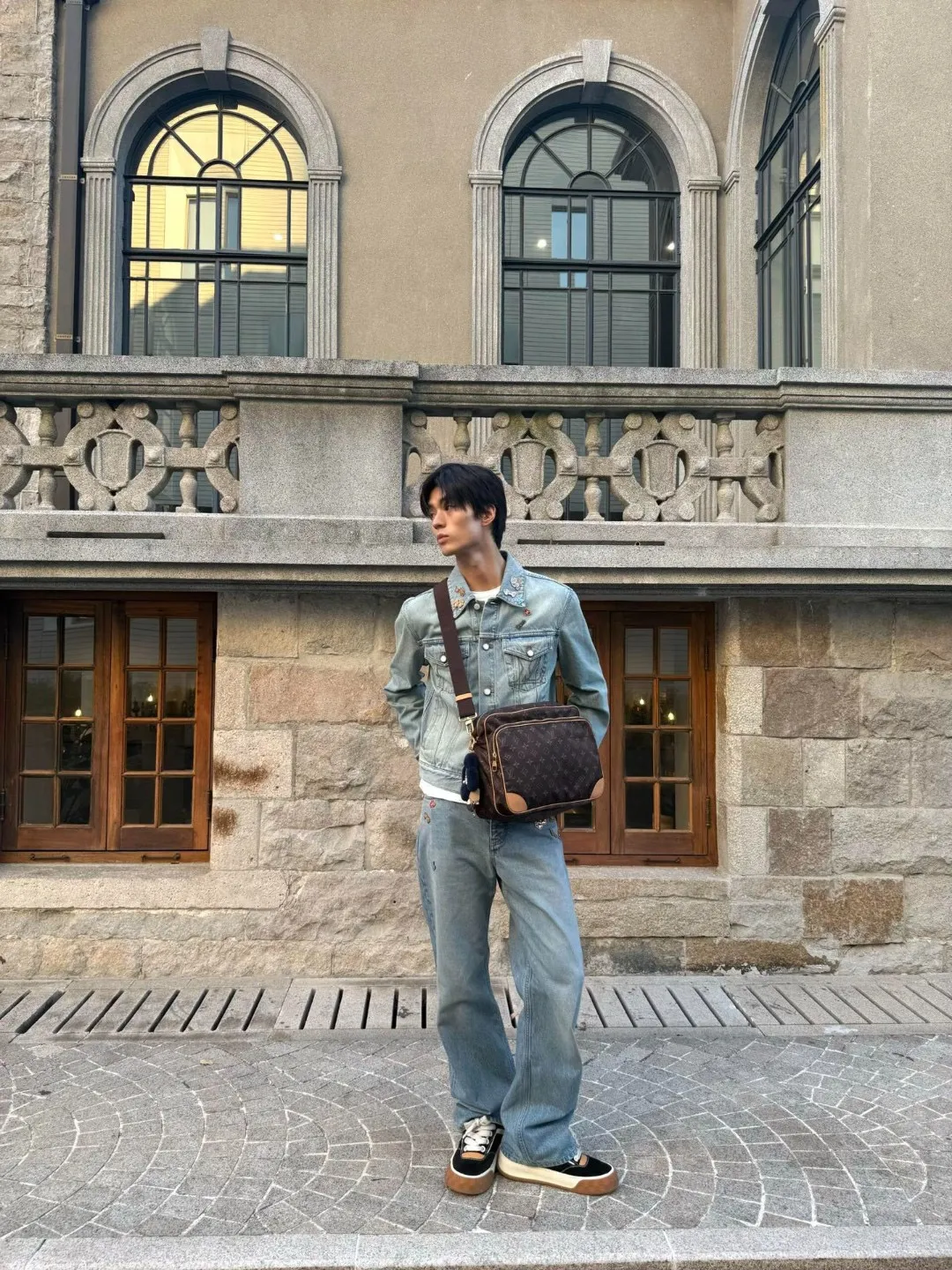 Louis Vuitton/Louis Vuitton hardware leather skateboard jeans